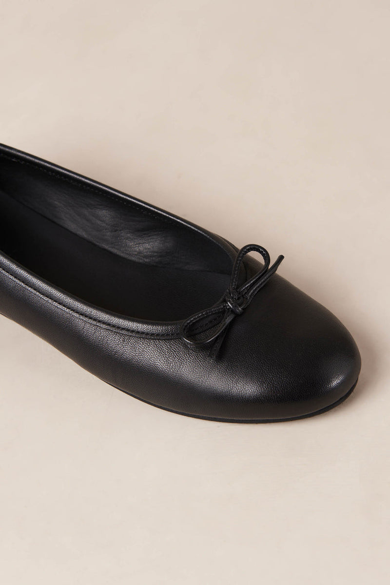 Oriana Black Leather Ballet Flats